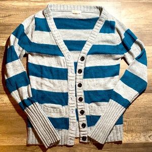 Renana Outfitters Blue and Gray Stripped Cardigan